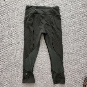 Lululemon army green workout tights